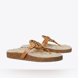 Tory Burch Miller Cloud Shearling Sandals
Sz 8.5